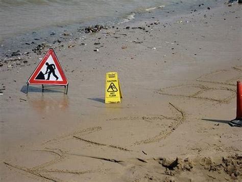 Funny Beach Signs Photos | Funny Collection World