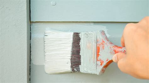 5 tips to extend the life of your paint brushes