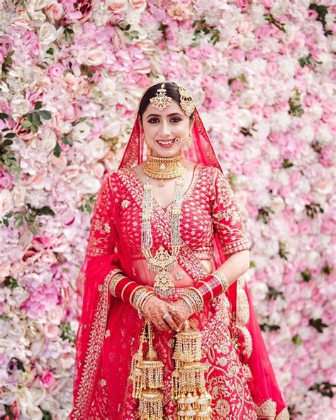 Indian Wedding Outfits, Bridal Outfits, Wedding Attire, Indian Outfits, Sikh Bride, Indian Bride ...