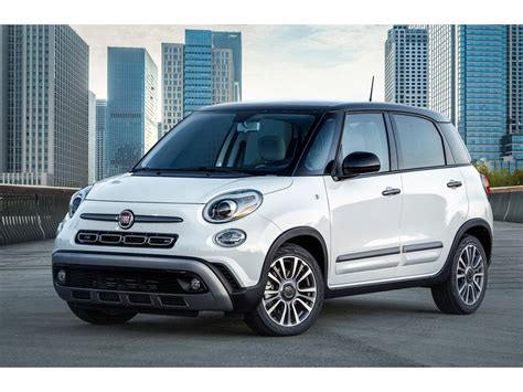 2020 FIAT 500L Review, Pricing, & Pictures | U.S. News