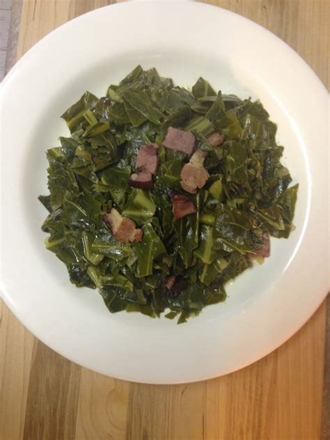 The Recovery Kitchen: Bacon Fried Collard Greens