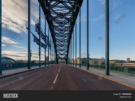 Tyne Bridge Through Image & Photo (Free Trial) | Bigstock