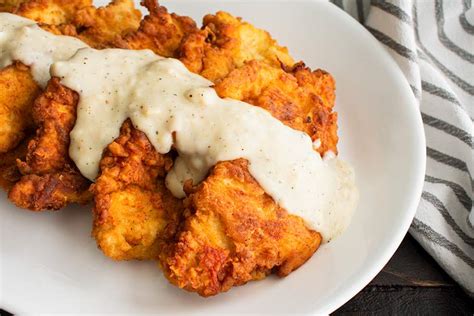 Maryland Fried Chicken Authentic Recipe | TasteAtlas