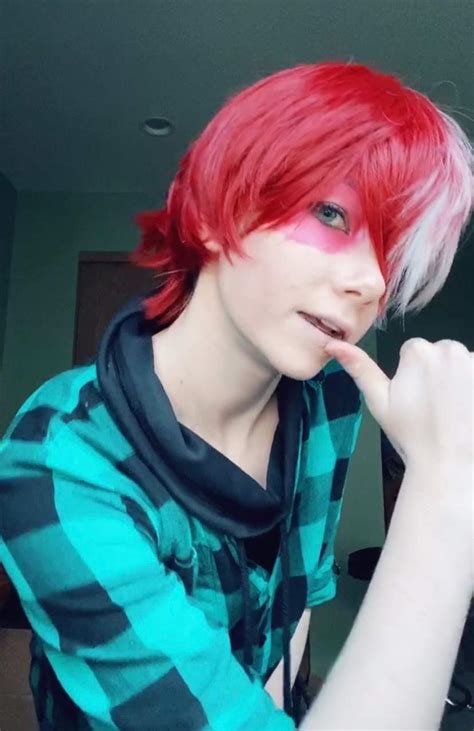 Todoroki cosplay | My Hero Academia Amino