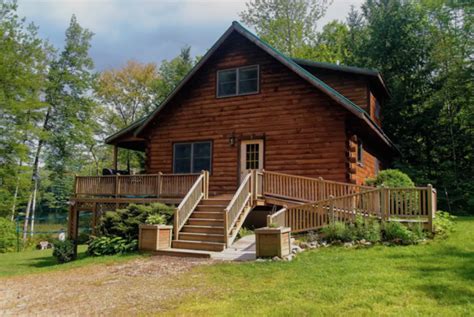 Soak In A Hot Tub Surrounded By Natural Beauty At These 5 Cabins In Maine Maine, Hot Tub ...