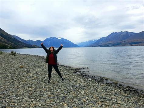 A Kiwi on a New Zealand Contiki Tour - Free Range Kiwi Chick