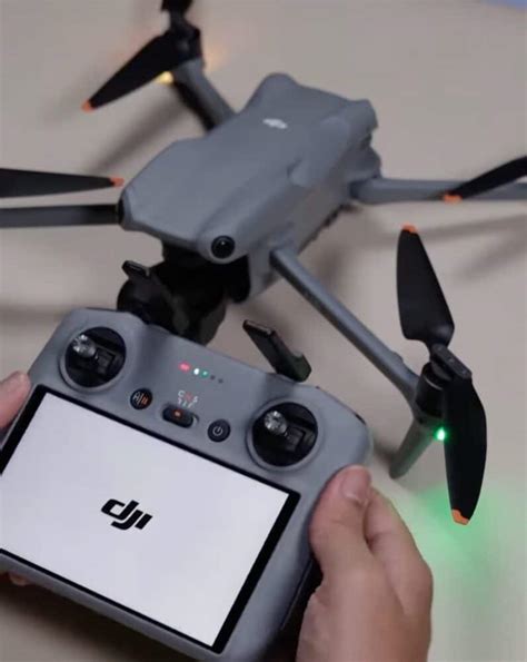 Unveiling DJI Air 3's Stellar Video Specs