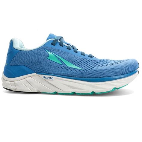 Running Shoes for Wide Feet & Width Fitting Guide at NorthernRunner.com