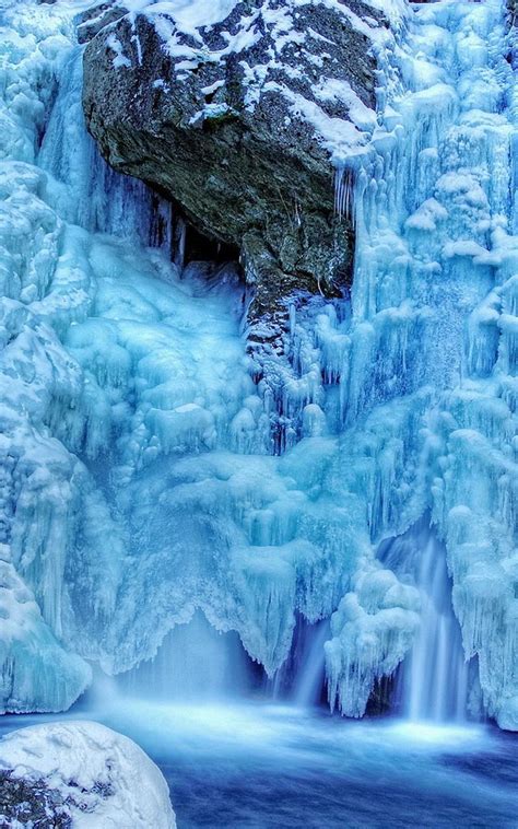 Frozen Waterfall Wallpapers - Wallpaper Cave