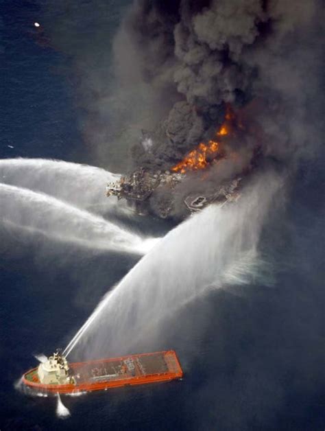 Deepwater Horizon Oil Rig Explosion off Louisiana Coast - Photo Gallery