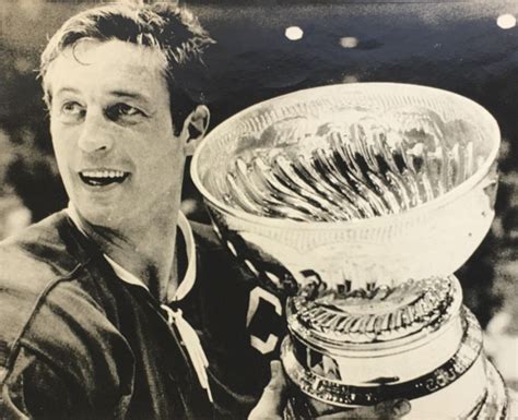 Jean Beliveau with his final Stanley Cup as Montreal Canadiens Captain ...