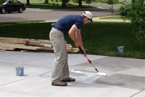 How To Apply Concrete Floor Sealer – Flooring Tips