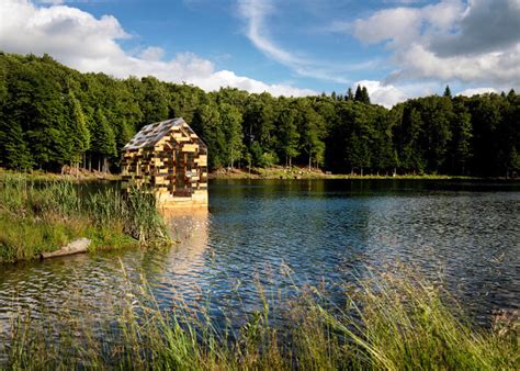 Thoreau’s Famous Walden Cabin Reinvented as a Floating Cottage ...