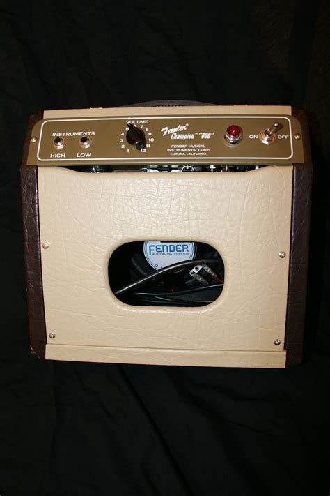 Fender Champion 600 - Amp Guitars, Macclesfield