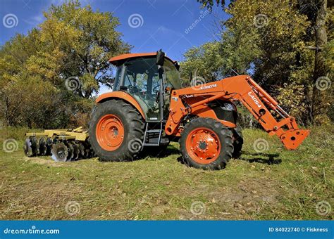 Kubota Tractor with Front End Loader Editorial Image - Image of japan, tractor: 84022740