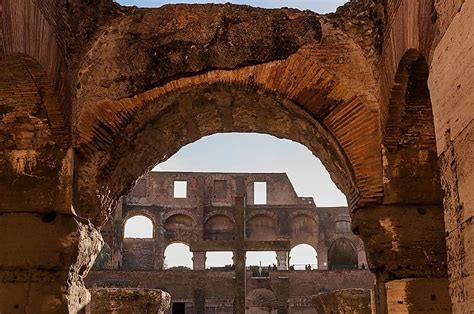 The Colosseum - One of the Seven Wonders of the World - WorldAtlas