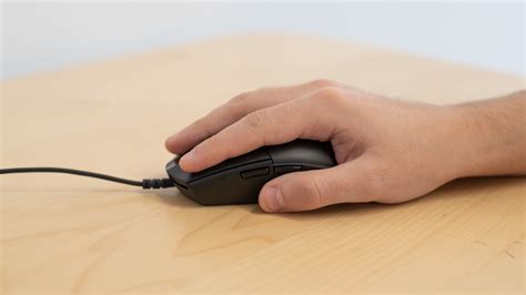 Logitech G203 Prodigy vs Logitech G305 LIGHTSPEED Side-by-Side Mouse ...