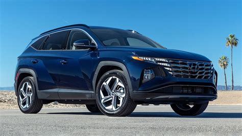 2023 Hyundai Tucson Plug-in Hybrid Buyer's Guide: Reviews, Specs, Comparisons