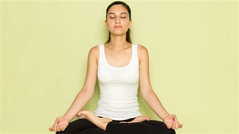 Benefits of Doing Padmasana Daily | OnlyMyHealth