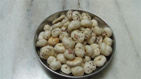 DIET WHAT IT REALLY MEANS!!!!!!!!: Makhana ( Phool Makhana/ Lotus seeds)