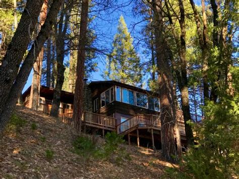 Yosemite River View Cabin | Discover Yosemite National Park