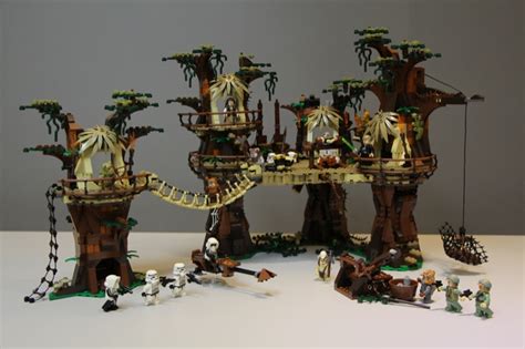 Lego Star Wars: Lego Ewok Village (10236) Reviewed by Jared Chan