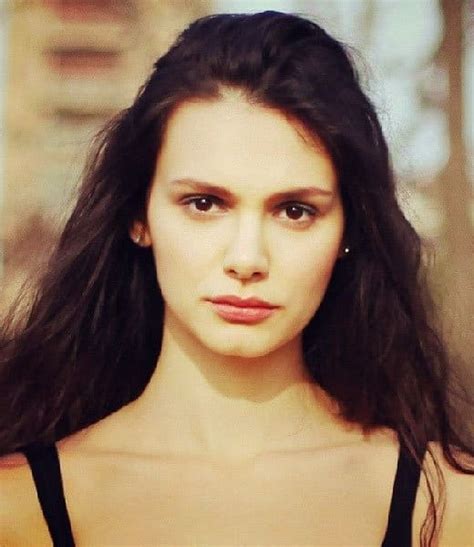 Gonca Sariyildiz: Tv Series, Biography, Height - Turkish Drama