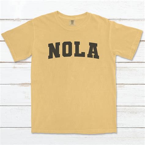 Nola Tshirt - Etsy