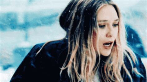 Elizabeth Olsen GIF - Elizabeth Olsen - Discover & Share GIFs