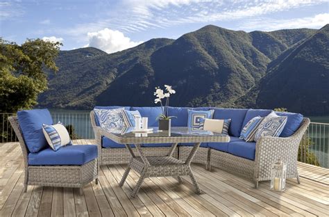 Patio Furniture Ideas For Outdoor Enjoyment & Entertianing Guest