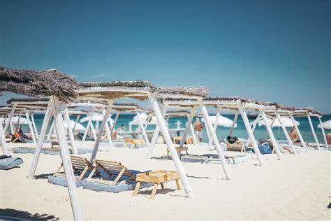 Sun loungers or world-famous DJs to make your luxury St Tropez holiday