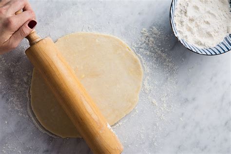 How to Roll Out Pie Dough and Crust | Epicurious