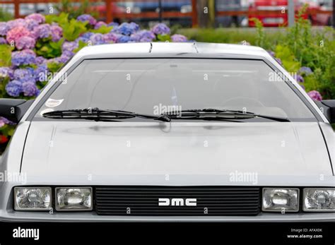 Gull wing delorean hi-res stock photography and images - Alamy