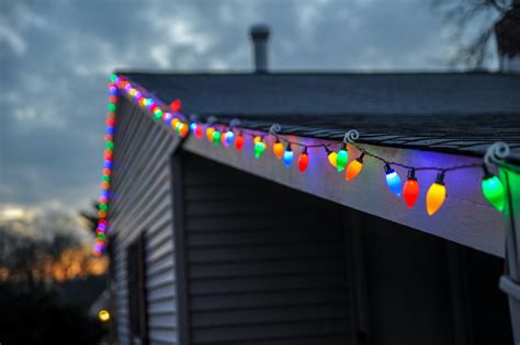 Tips for Hanging Christmas Lights On Your Roof | Ranch Roofing