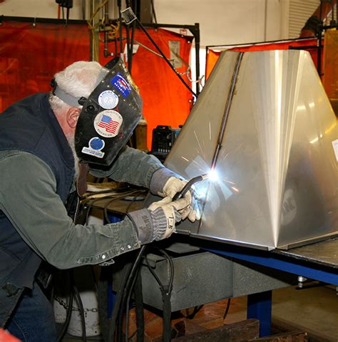 Tips for Welding Sheet Metal With MIG or TIG | MillerWelds