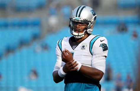 Carolina Panthers face decision - To play Cam Newton or not?