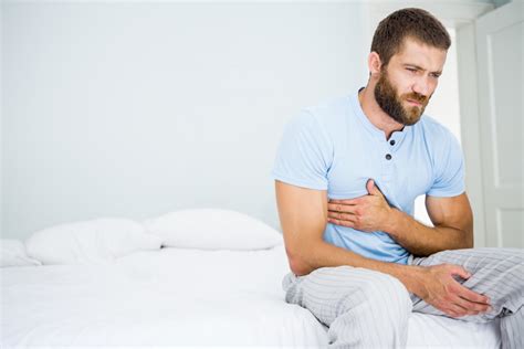 Thumping Heartbeat Causes, Solutions, When to See Doctor » Scary Symptoms