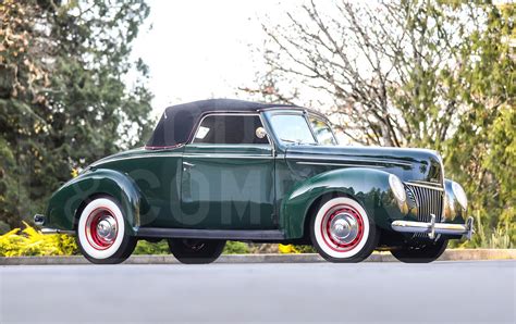 1939 Ford DeLuxe Convertible Coupe | Gooding & Company