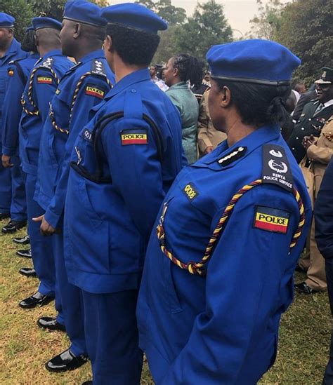 Nairobi Police Officers Defy Odds Buy, New Blue Uniforms Themselves - SonkoNews