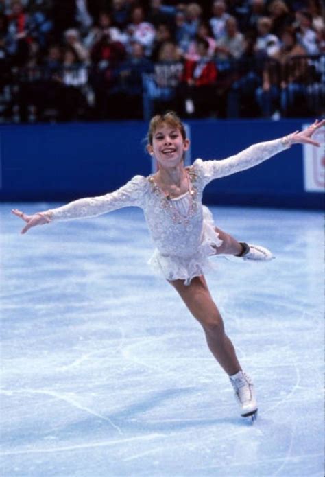 Tara Lipinski performing her free skate during the U.S. Figure Skating ...