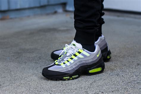 Air Max 95 Neon : r/Sneakers