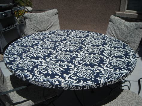 Round Fitted Tablecloth Navy and cream fitted tablecloth