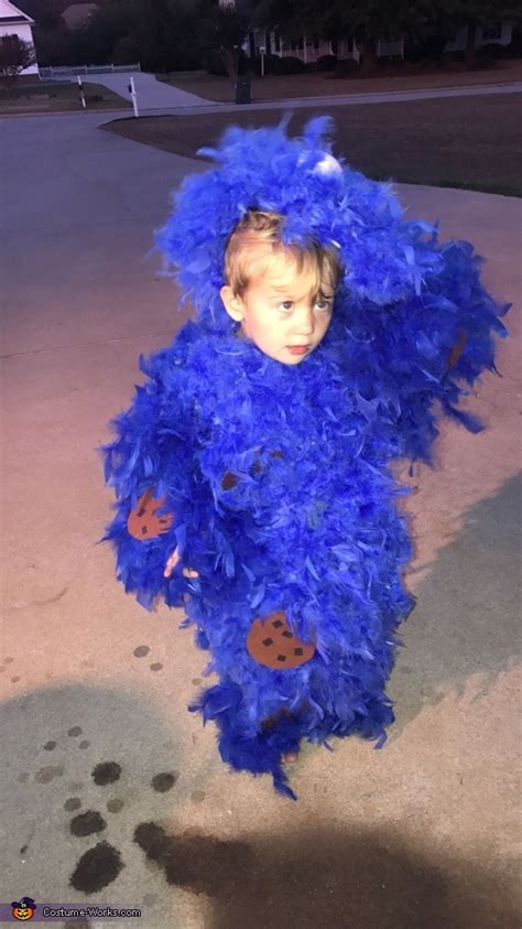 Cookie Monster Costume | DIY Costumes Under $25 - Photo 3/3