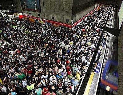 Inside São Paulo: Metro of São Paulo is now the most crowded in the world