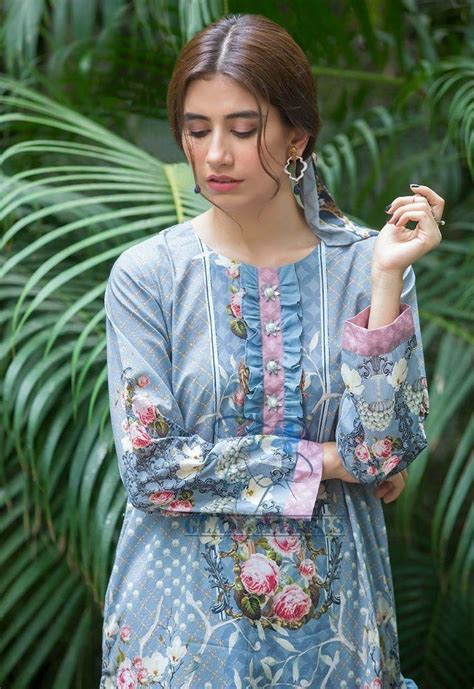 Latest Top 10 Ladies Shirt Designs Pakistani (Updated 2022) | Dress neck designs, Sleeves ...