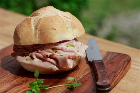 How to Make Homemade Mortadella - Recipe 🇮🇹 | Hardcore Italians