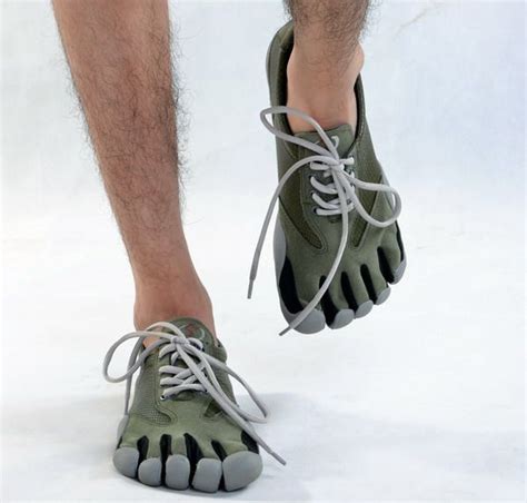 Mens Gray Microfiber Toe Shoes Reduce Beribe Feet Shaped Sports Shoes For Hiking/Climbing ...