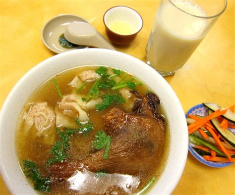 Hai Ky Mi Gia – more noodle soups | Flavor Boulevard