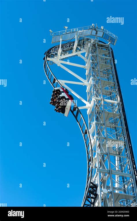 Takabisha roller coaster hi-res stock photography and images - Alamy