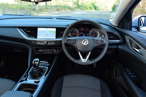 Vauxhall Insignia Grand Sport hatchback - Interior & comfort 2020 ...